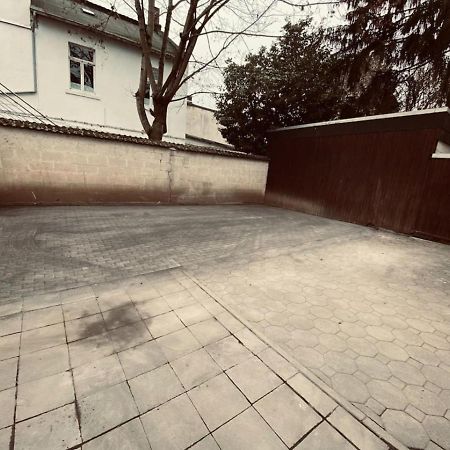 Lovely 1-Bed Apartment In Koblenz コブレンツ エクステリア 写真